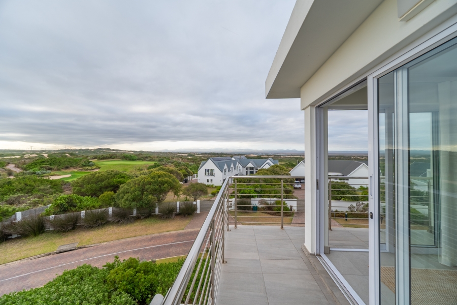 5 Bedroom Property for Sale in St Francis Links Eastern Cape